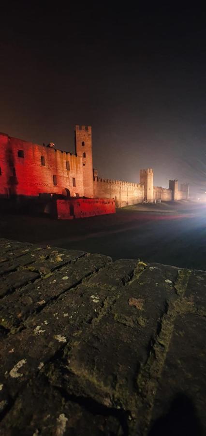 Sotto Le Mura مونتاغنانا المظهر الخارجي الصورة