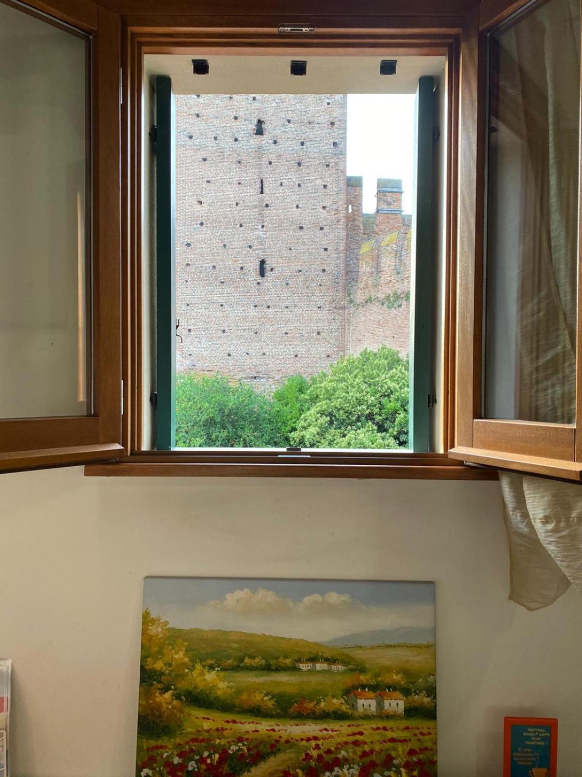 Sotto Le Mura مونتاغنانا الغرفة الصورة